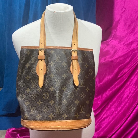 Louis Vuitton Handbags - Authentic Vintage Louis Vuitton Monogram Bucket Bag